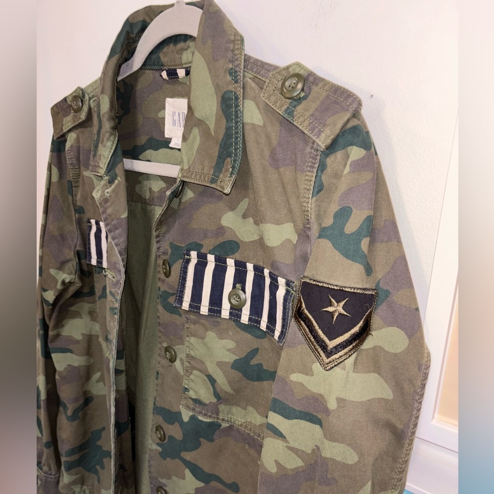 Gap Military inspired utility camo Jacket with Striped Detail